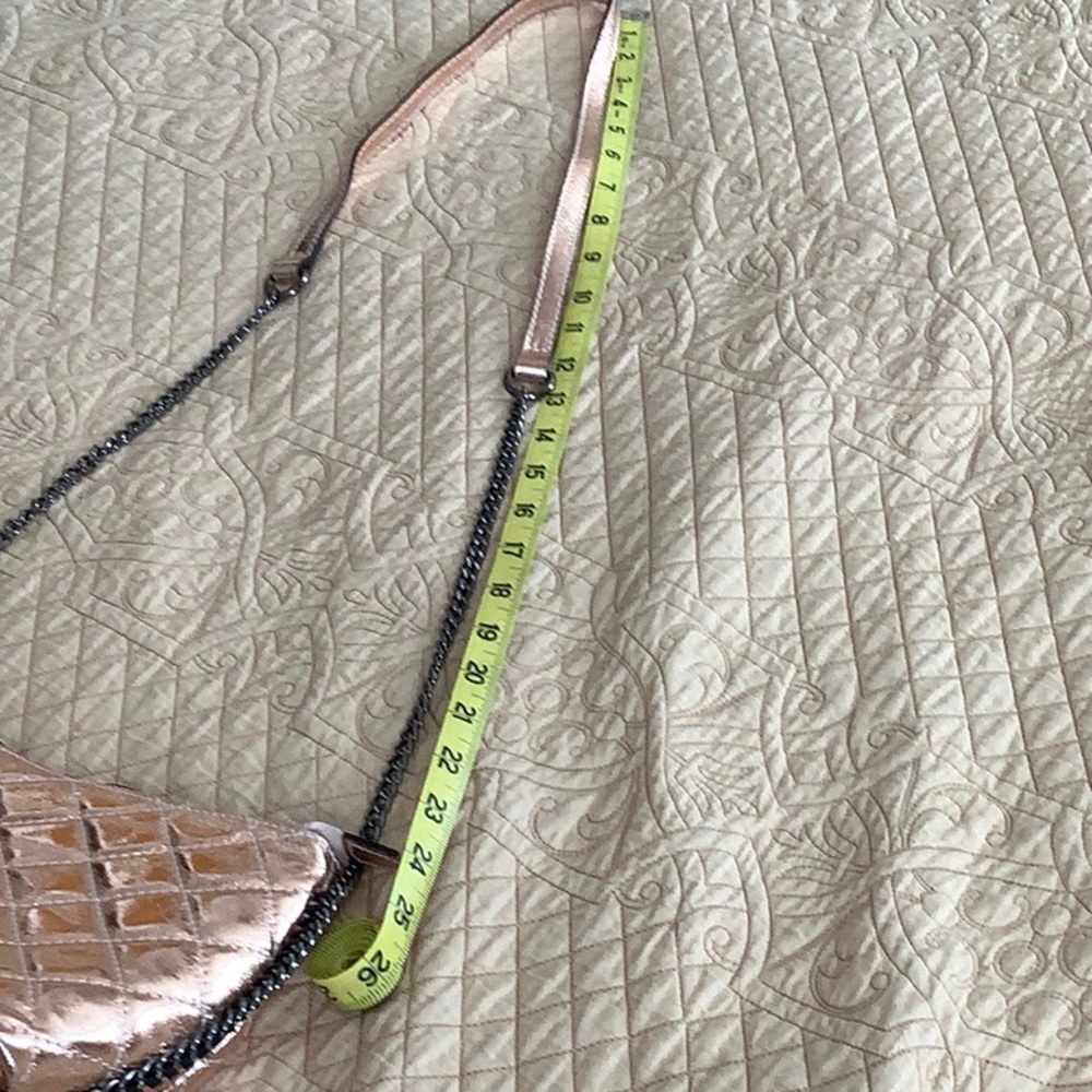 Borse in Pelle - Quilted Leather Crossbody Evening Bag - Blush Metallic color. - Picture 6 of 8